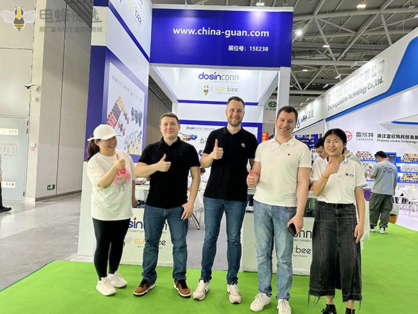 展会 (3).jpg